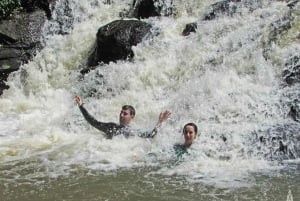 Фос-ду-Игуасу: экспедиция с гидом на каноэ и по водопадам