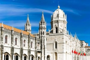 Dall'Algarve: tour della città di Lisbona con shopping