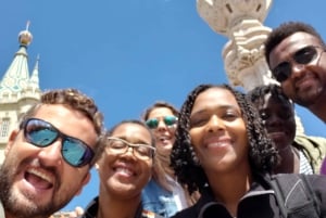 Lissabonista: 10-tuntinen palatsikierros Cascaisissa ja Sintrassa