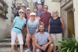 Lissabonista: 10-tuntinen palatsikierros Cascaisissa ja Sintrassa