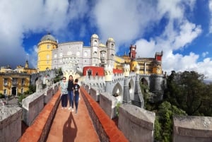 Lissabonista: 10-tuntinen palatsikierros Cascaisissa ja Sintrassa