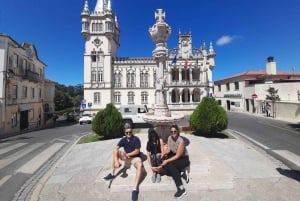 Lissabonista: 10-tuntinen palatsikierros Cascaisissa ja Sintrassa