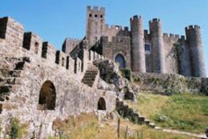 Из Лиссабона: индивидуальный тур на целый день в Фатиму, Назаре и Обидуш