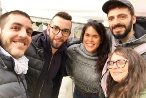 Z Lizbony: Prywatna jednodniowa wycieczka do Fatimy, Nazare, Obidos i jaskiń