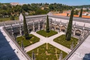Da Lisbona: Tour Medievale, Batalha, Tomar, Alcobaça, Óbidos