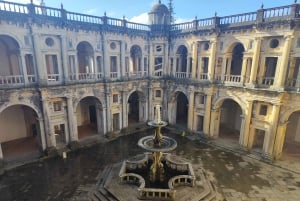 Da Lisbona: Tour Medievale, Batalha, Tomar, Alcobaça, Óbidos