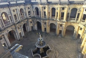 Da Lisbona: Tour Medievale, Batalha, Tomar, Alcobaça, Óbidos