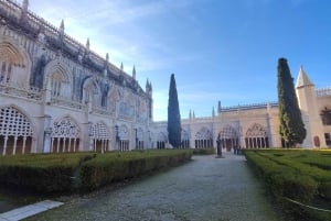 Da Lisbona: Tour Medievale, Batalha, Tomar, Alcobaça, Óbidos