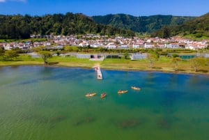 Z Ponta Delgada: Sete Cidades Jeep, Bike, & Kayak Ride
