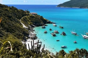 Saindo do Rio: Viagem de 1 dia para Arraial do Cabo com passeio de barco