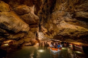 De Valência: Excursão guiada e ingresso para as cavernas de San José
