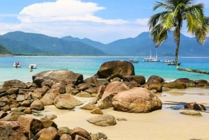 Full tour departing from Angra, with lunch