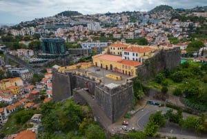 Funchal: 1 timmes stadsrundtur med Tuk-Tuk
