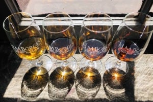 フンシャル：H.M.ワインの試飲付きボルヘス ワイナリーのガイド付きツアー