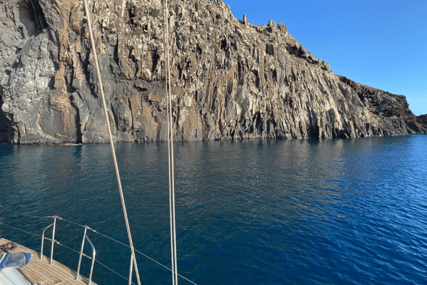 Funchal: Puoli- ja kokopäivän yksityinen purjevenekierros