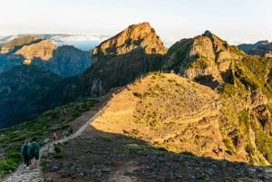 Funchal: Pico do Arieiro Zonsopgang Transfer Zelf begeleide wandeling