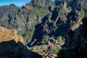 Escursioni a Madeira: Da Pico Areeiro a Pico Ruivo
