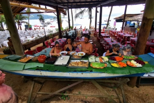 Ilha Grande: 6-Hour Speedboat Tour to Blue and Green Lagoons