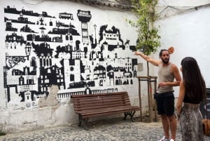 Lissabon: Alfama, Mouraria Neighborhood Walking Tour