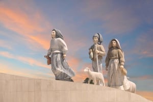 Lissabon: Fátima, Nazaré, Óbidos & São Martinho do Porto Tour