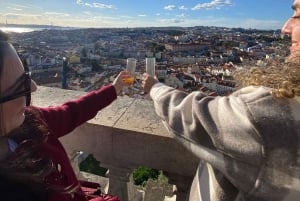 Lisboa: Bilhete de entrada na Igreja da Graça com bebida na esplanada