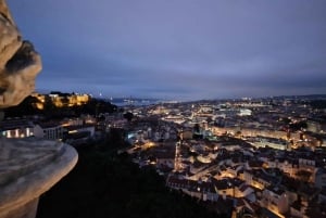 Lisboa: Bilhete de entrada na Igreja da Graça com bebida na esplanada