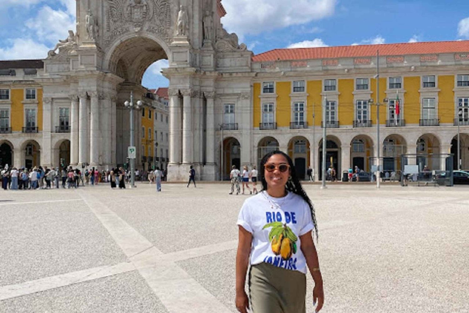 Lisbon: Learn Portuguese While Tasting Guided Walking Tour