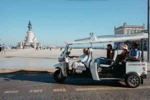 Lisboa: Tour privado de la ciudad enogastronómica en Eco Tuk Tuk