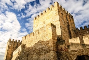 Lissabon: Sao Jorge Slot Skip køen-billet med guide