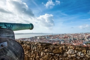 Lissabon: Sao Jorge Slot Skip køen-billet med guide