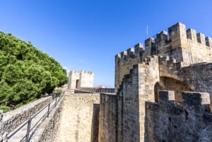 Lissabon: Sao Jorge Slot Skip køen-billet med guide
