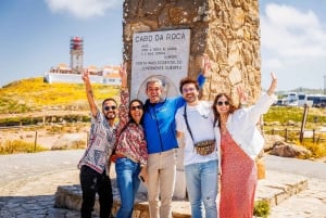 Lisbona: Tour per piccoli gruppi di Sintra, Cascais e Palazzo Pena