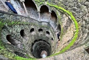 Lissabon: Sintra, Monserraten palatsi ja Penan palatsi Päiväretki: Sintra, Monserrate Palace ja Pena Palace