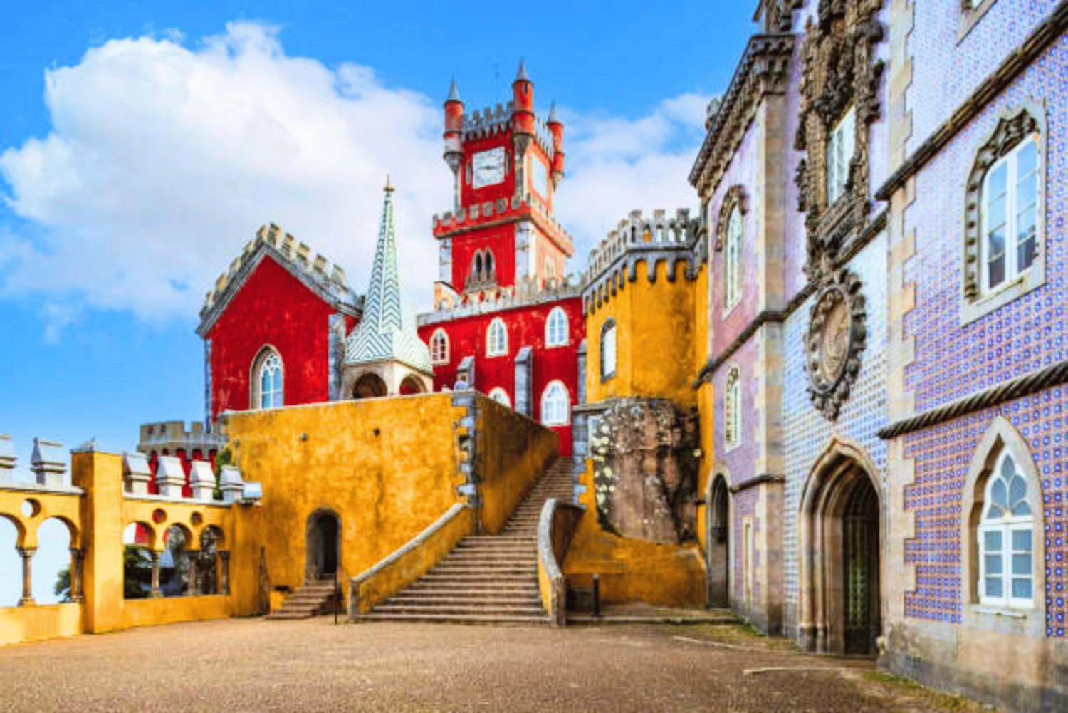 Lisbona: Tour giornaliero di Sintra, Pena, Cascais e Cabo con biglietti
