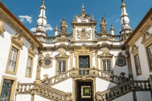 Lissabon: Sintra, Pena, Cascais & Cabo Dagstur med billetter