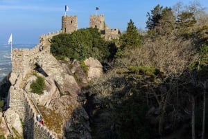 Lisbon: Sintra, Pena, Moorish Castle, Regaleira & Cascais