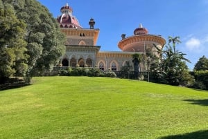 Lisbon: Sintra, Pena, Moorish Castle, Regaleira & Cascais