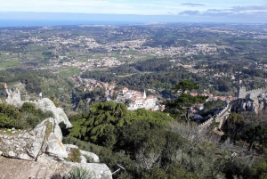 Lisbona: Sintra, Palazzo Pena, Quinta Regaleira, Cascais Tour