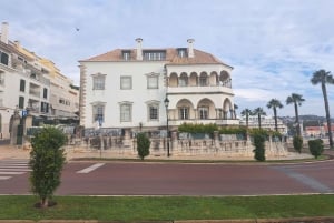 Lisbona: Sintra, Palazzo Pena, Quinta Regaleira, Cascais Tour