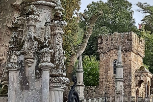 Lisbona: Sintra, Palazzo Pena, Quinta Regaleira, Cascais Tour