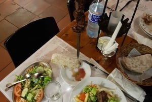 Madeira: Perinteinen madeiralainen illallinen ja esitys