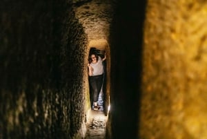 Napoli: Underjordisk omvisning i det spanske kvarteret
