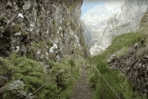 Madeira: Soluppgång vid Pico do Arieiro + 2 vandringar – PR1 och PR3