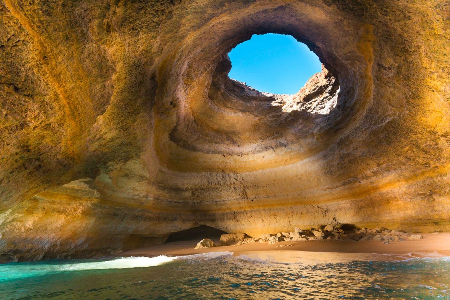 Portimão: Excursión de Aventura en Lancha Rápida por las Grutas Marinas de Benagil