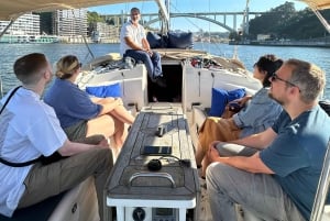 Porto 4H: Charme-Kreuzfahrt, Weinverkostung und Oldtimer-Tour