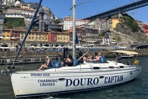 Porto 4H: Charme-Kreuzfahrt, Weinverkostung und Oldtimer-Tour