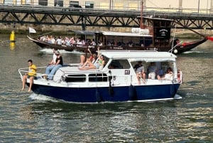 Porto: 6 siltaa -risteily portviinin maistajaisilla ja auringonlaskun katseluvaihtoehdolla