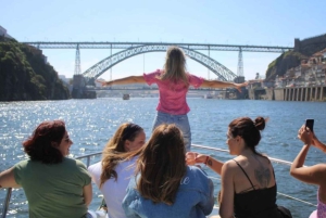 Porto: 6 Bridges Yacht Cruise med vin og snacks