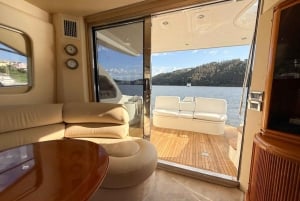Porto: 6 Bridges Yacht Cruise med vin og snacks
