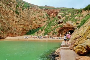 Porto: Berlengas-øerne, Óbidos-slottet og Peniche - dagsudflugt